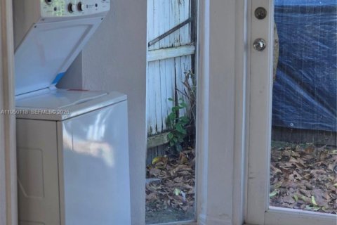 Снять в аренду кондоминиум в Хомстед, Флорида 2 спальни, 85.38м2, № 2005751 - фото 4