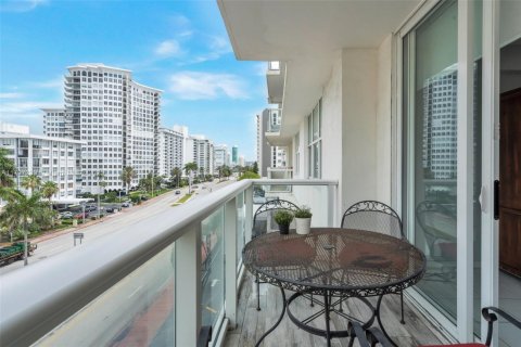 Condominio en venta en Miami Beach, Florida, 1 dormitorio, 89.19 m2 № 2014613 - foto 4