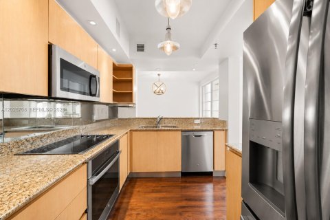 Copropriété à vendre à Miami Beach, Floride: 2 chambres, 107.3 m2 № 2086955 - photo 11