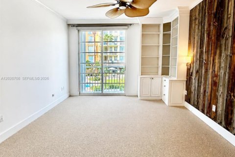 Copropriété à vendre à Miami Beach, Floride: 2 chambres, 107.3 m2 № 2086955 - photo 14