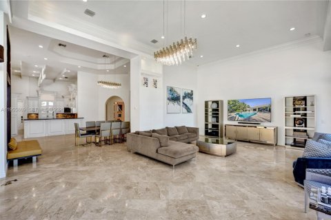 Villa ou maison à vendre à Weston, Floride: 7 chambres, 510.87 m2 № 2020052 - photo 10