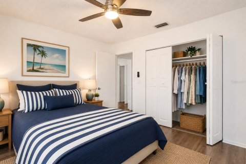 Condo in Palm Harbor, Florida, 2 bedrooms  № 2196570 - photo 27