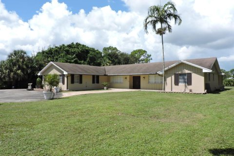 Casa en Palm Beach Gardens, Florida 4 dormitorios, 253.72 m2 № 2078611