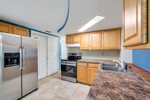 Casa en venta en New Port Richey, Florida, 2 dormitorios, 123 m2 № 1749528 - foto 13
