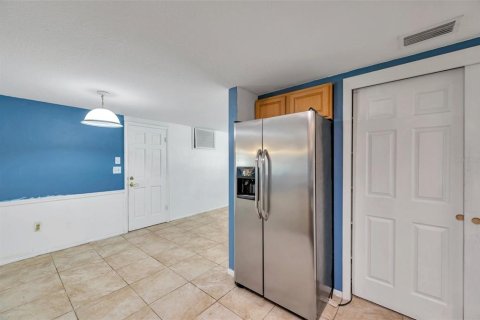 Casa en venta en New Port Richey, Florida, 2 dormitorios, 123 m2 № 1749528 - foto 16