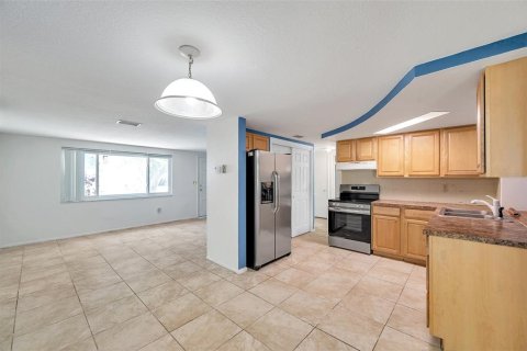 Casa en venta en New Port Richey, Florida, 2 dormitorios, 123 m2 № 1749528 - foto 11