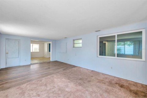 Casa en venta en New Port Richey, Florida, 2 dormitorios, 123 m2 № 1749528 - foto 23