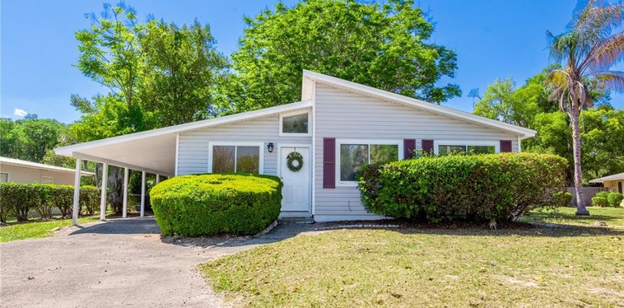 House in Keystone Heights, Florida 3 bedrooms, 116.5 sq.m. № 2114680