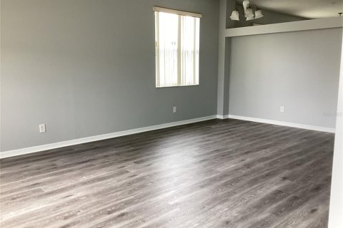 House in Kissimmee, Florida 4 bedrooms, 188.78 sq.m. № 1905897 - photo 6
