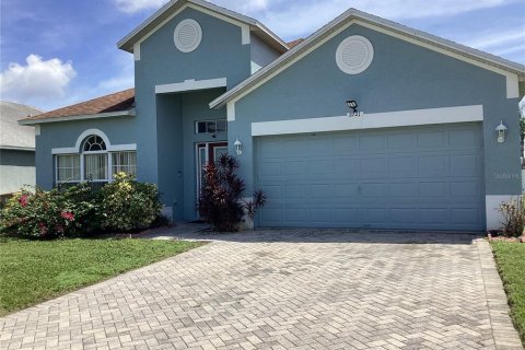 House in Kissimmee, Florida 4 bedrooms, 188.78 sq.m. № 1905897 - photo 2