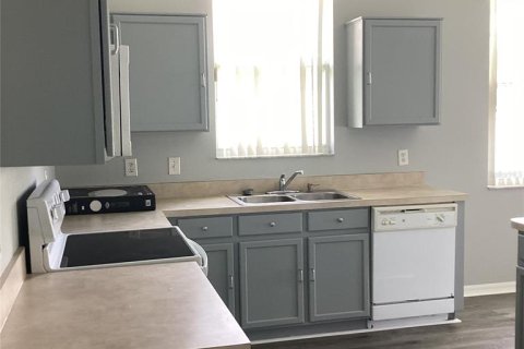 House in Kissimmee, Florida 4 bedrooms, 188.78 sq.m. № 1905897 - photo 27