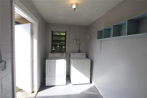 Apartamento en alquiler en Zephyrhills, Florida, 2 dormitorios, 78.97 m2 № 1722484 - foto 11