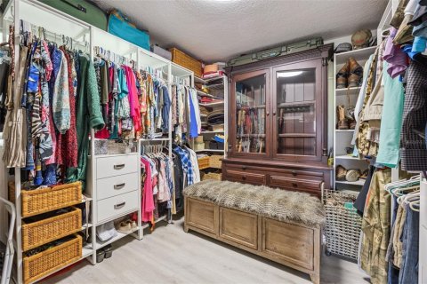 Купить виллу или дом в Фрутленд-Парк, Флорида 7 комнат, 134.71м2, № 2353253 - фото 16