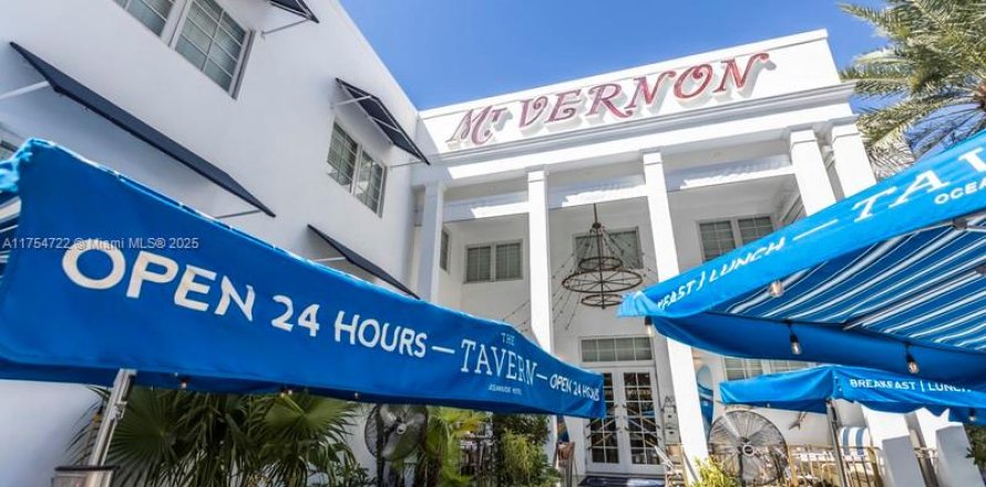 Hotel en Miami Beach, Florida № 1860110
