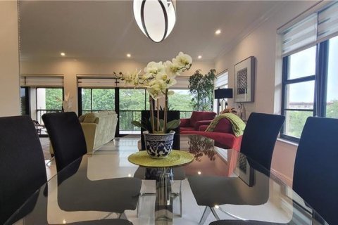 Condo in Lauderhill, Florida, 3 bedrooms  № 2191565 - photo 7