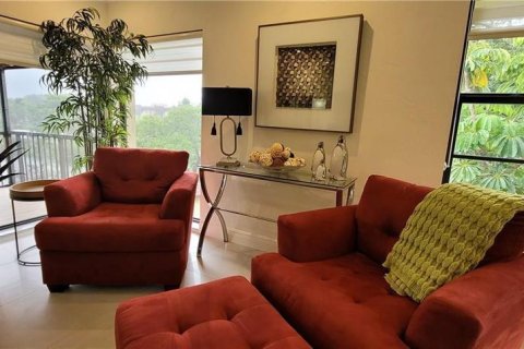 Condo in Lauderhill, Florida, 3 bedrooms  № 2191565 - photo 5