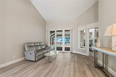 Villa ou maison à vendre à Palm Harbor, Floride: 4 chambres, 208.47 m2 № 2147908 - photo 4
