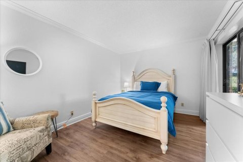 Condo in Palm Harbor, Florida, 2 bedrooms  № 1637307 - photo 21