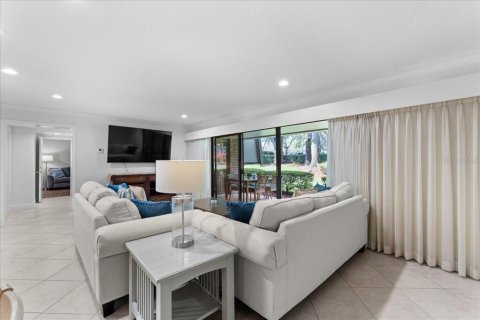 Condo in Palm Harbor, Florida, 2 bedrooms  № 1637307 - photo 11