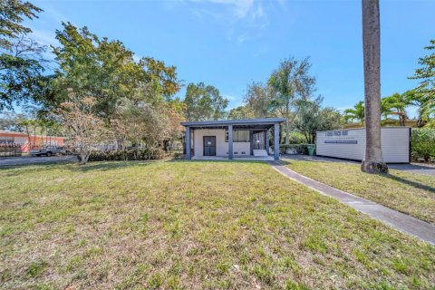 Casa en venta en North Miami, Florida, 2 dormitorios, 112.78 m2 № 2182608 - foto 29