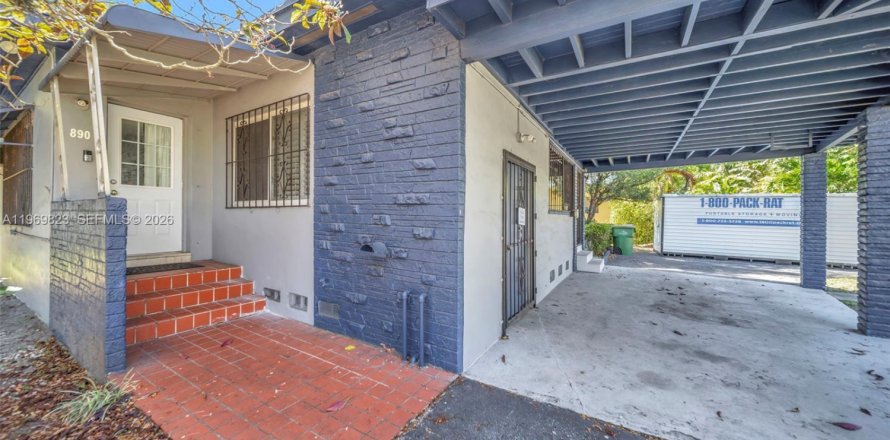 Casa en North Miami, Florida 2 dormitorios, 112.78 m2 № 2182608