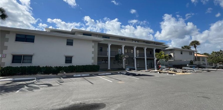 Condominio en New Smyrna Beach, Florida, 2 dormitorios  № 1684762