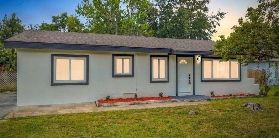 House in Longwood, Florida 3 bedrooms, 97.55 sq.m. № 2199855