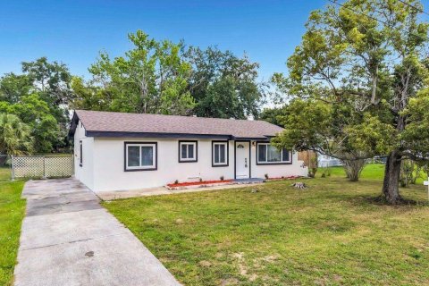 House in Longwood, Florida 3 bedrooms, 97.55 sq.m. № 2199855 - photo 5