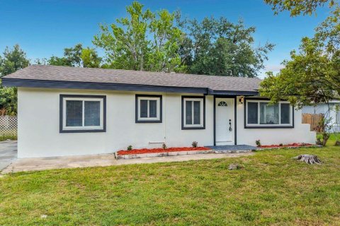 House in Longwood, Florida 3 bedrooms, 97.55 sq.m. № 2199855 - photo 8