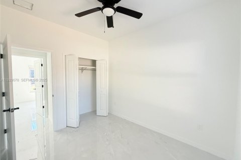 House in Punta Gorda, Florida 3 bedrooms, 98.76 sq.m. № 1987455 - photo 9