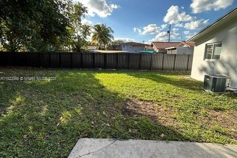 Villa ou maison à louer à Miami, Floride: 2 chambres, 153.29 m2 № 1977121 - photo 9