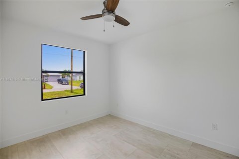 Купить виллу или дом в Кейп-Корал, Флорида 3 спальни, 136.94м2, № 1941660 - фото 17