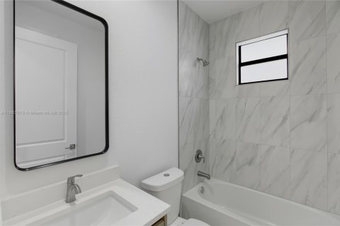 Купить виллу или дом в Кейп-Корал, Флорида 3 спальни, 136.94м2, № 1941660 - фото 14