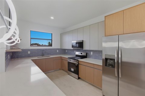 Купить виллу или дом в Кейп-Корал, Флорида 3 спальни, 136.94м2, № 1941660 - фото 7