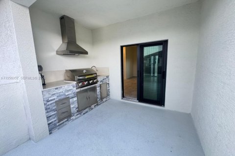Adosado en alquiler en Doral, Florida, 3 dormitorios, 173.36 m2 № 2011808 - foto 25
