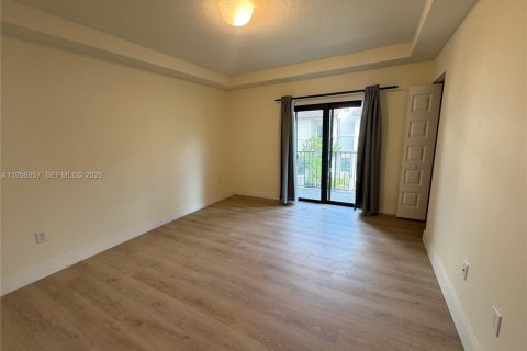 Adosado en alquiler en Doral, Florida, 3 dormitorios, 173.36 m2 № 2011808 - foto 15