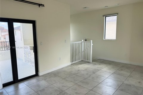 Adosado en alquiler en Doral, Florida, 3 dormitorios, 173.36 m2 № 2011808 - foto 20
