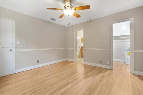 Condo in Fort Lauderdale, Florida, 1 bedroom  № 1735794 - photo 12