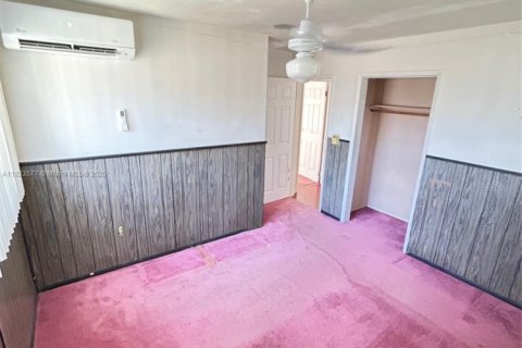 Casa en venta en Miami Gardens, Florida, 4 dormitorios, 169.83 m2 № 1790995 - foto 15
