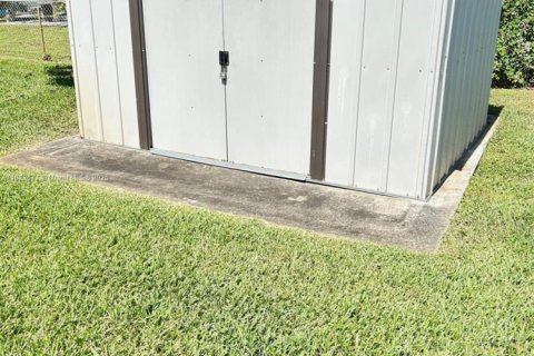 Casa en venta en Miami Gardens, Florida, 4 dormitorios, 169.83 m2 № 1790995 - foto 3