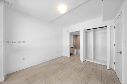 Condo in North Miami Beach, Florida, 2 bedrooms  № 1811623 - photo 30