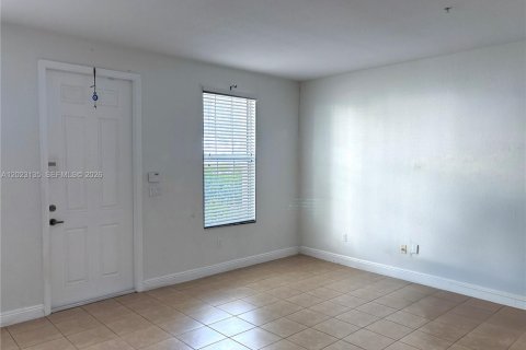 Townhouse in Miramar, Florida 3 bedrooms, 155.33 sq.m. № 2086998 - photo 16