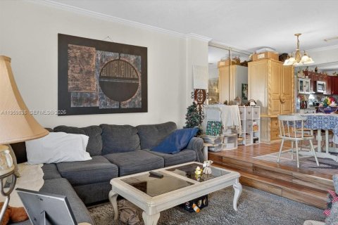 Copropriété à vendre à Pembroke Pines, Floride: 3 chambres, 136.75 m2 № 2020012 - photo 12