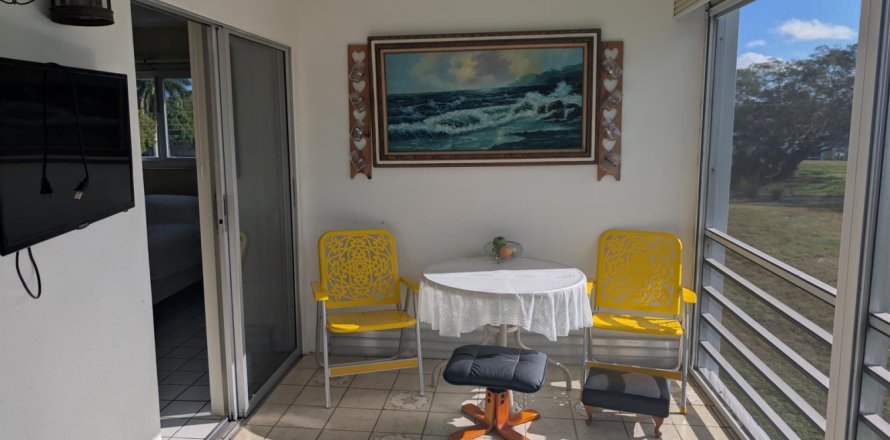 Condo in Deerfield Beach, Florida, 2 bedrooms № 2258172