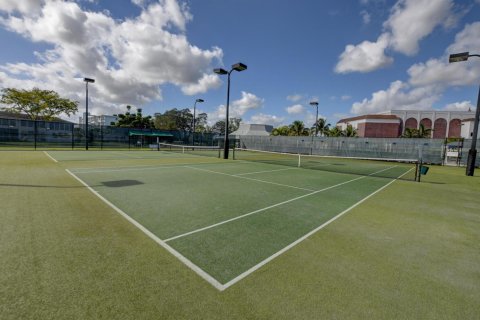 Condo in Deerfield Beach, Florida, 2 bedrooms № 2258172 - photo 18
