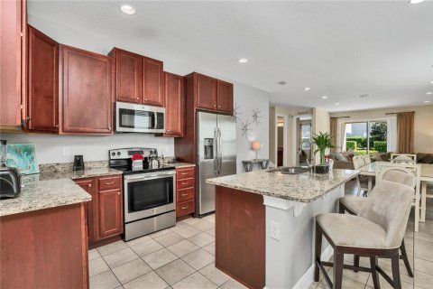 Villa ou maison à louer à Kissimmee, Floride: 8 chambres, 316.98 m2 № 2218158 - photo 25