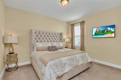 Villa ou maison à louer à Kissimmee, Floride: 8 chambres, 316.98 m2 № 2218158 - photo 4