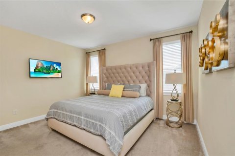 Villa ou maison à louer à Kissimmee, Floride: 8 chambres, 316.98 m2 № 2218158 - photo 19