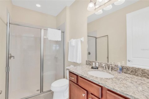 Villa ou maison à louer à Kissimmee, Floride: 8 chambres, 316.98 m2 № 2218158 - photo 13