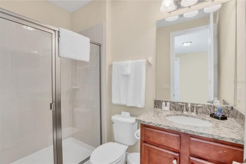 Villa ou maison à louer à Kissimmee, Floride: 8 chambres, 316.98 m2 № 2218158 - photo 9